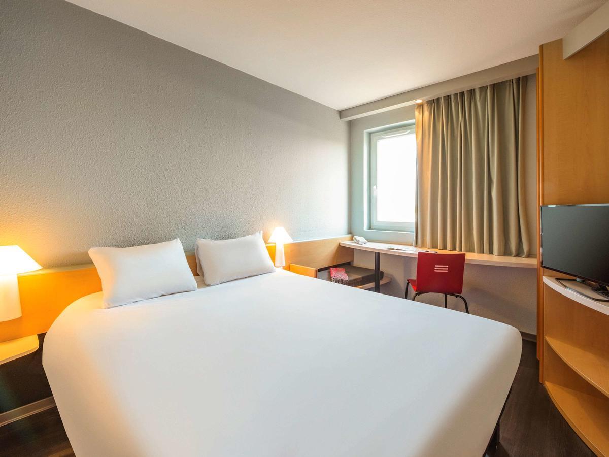 Ibis Saint Rambert D'Albon Hotel Exterior photo
