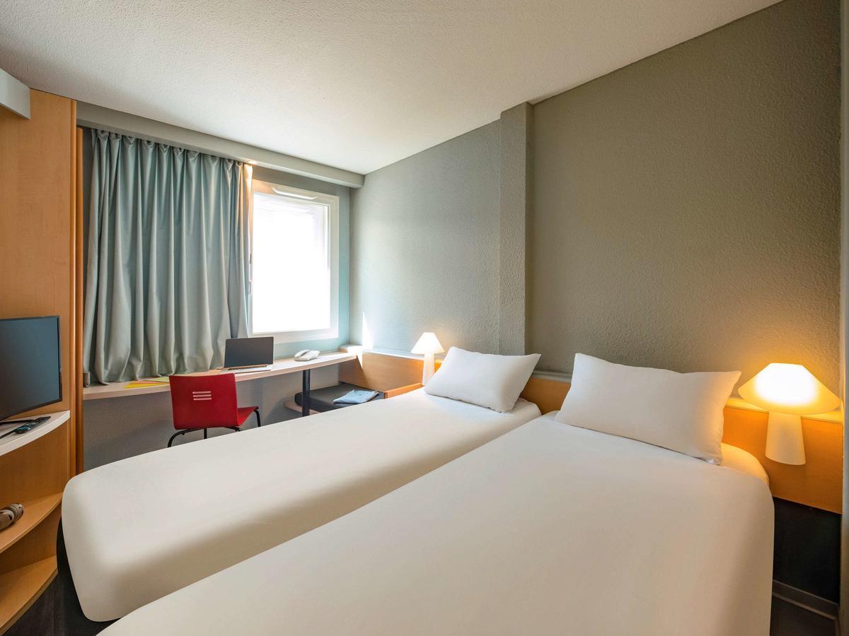 Ibis Saint Rambert D'Albon Hotel Exterior photo